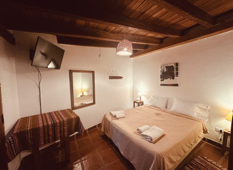 Economic double bed Room - Hotel & Hostel Antigua Tilcara, in Jujuy, Argentina